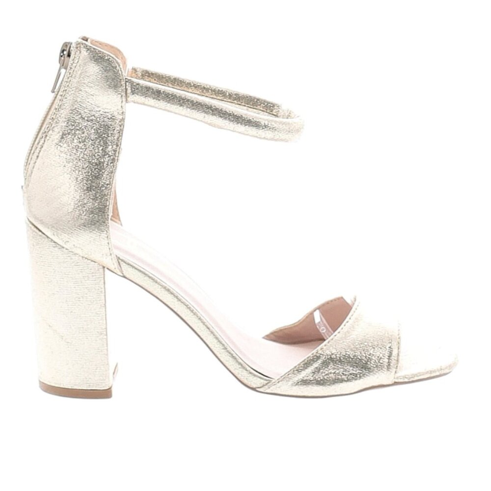 NWOT Lulus champagne gold block heels